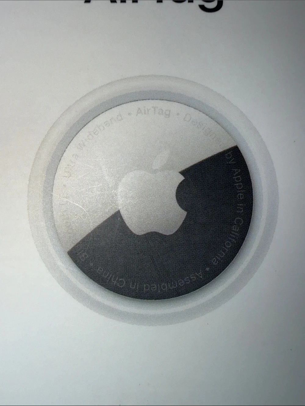 Apple AirTag - White and Silver Finish